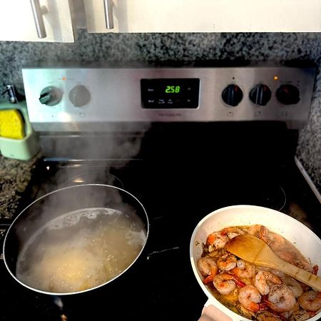 Quiet & Centrally Located House - Private Parking, Laundry And Storage For Luggage Miami Ngoại thất bức ảnh