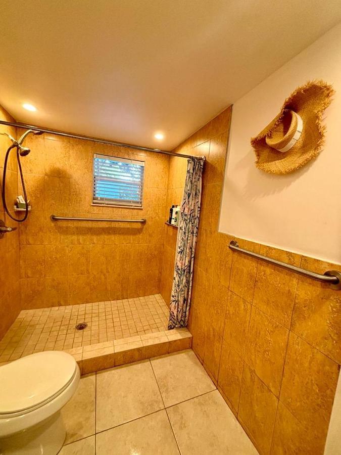 Quiet & Centrally Located House - Private Parking, Laundry And Storage For Luggage Miami Ngoại thất bức ảnh