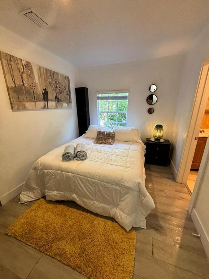 Quiet & Centrally Located House - Private Parking, Laundry And Storage For Luggage Miami Ngoại thất bức ảnh