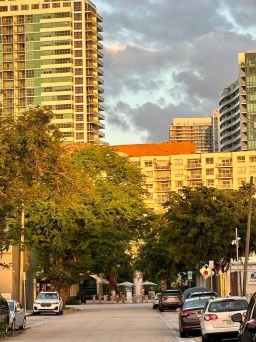 Quiet & Centrally Located House - Private Parking, Laundry And Storage For Luggage Miami Ngoại thất bức ảnh