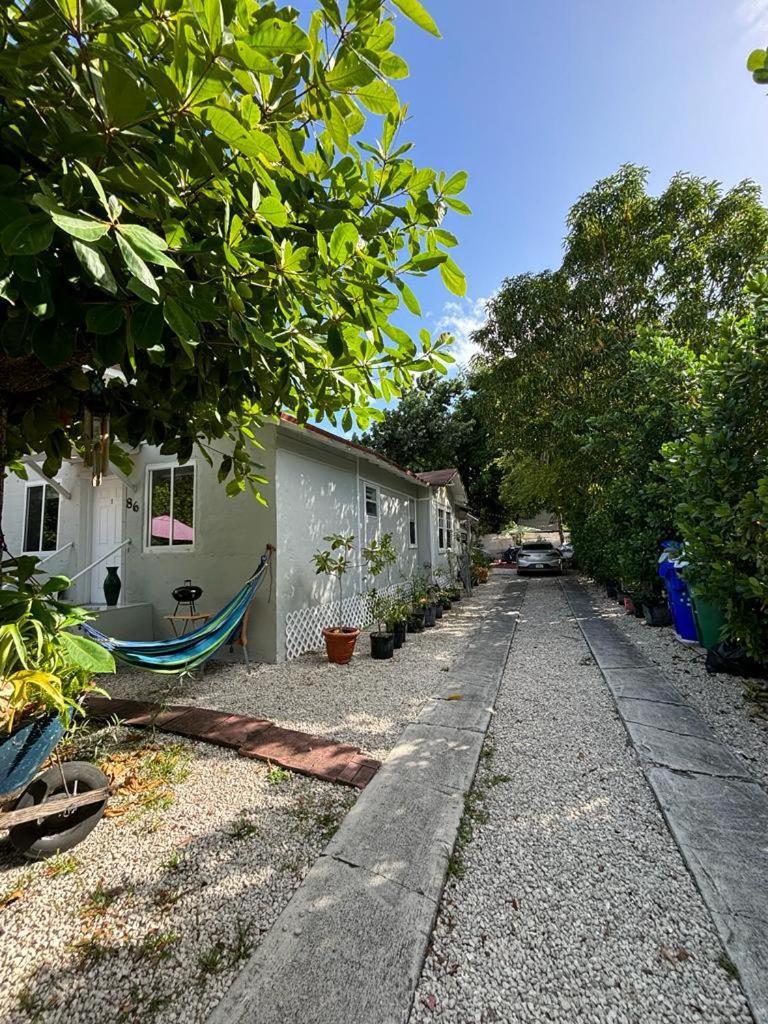 Quiet & Centrally Located House - Private Parking, Laundry And Storage For Luggage Miami Ngoại thất bức ảnh