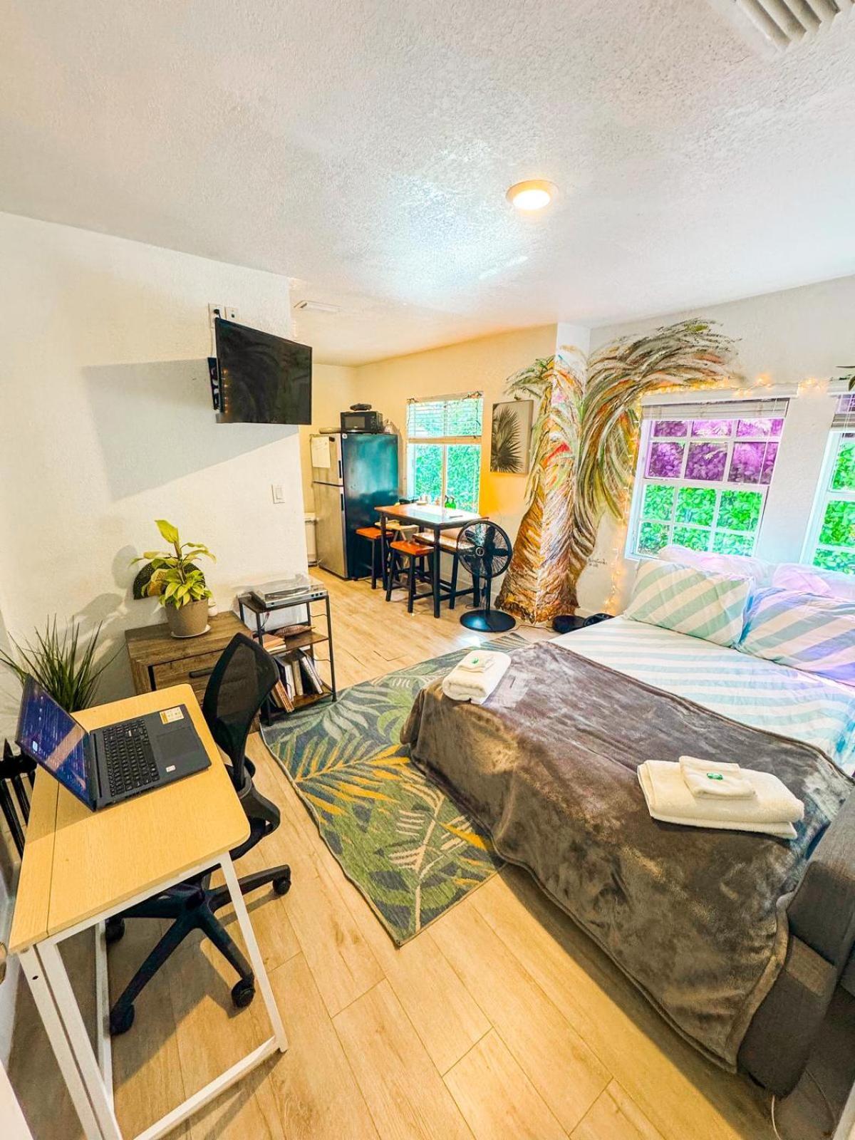Quiet & Centrally Located House - Private Parking, Laundry And Storage For Luggage Miami Ngoại thất bức ảnh