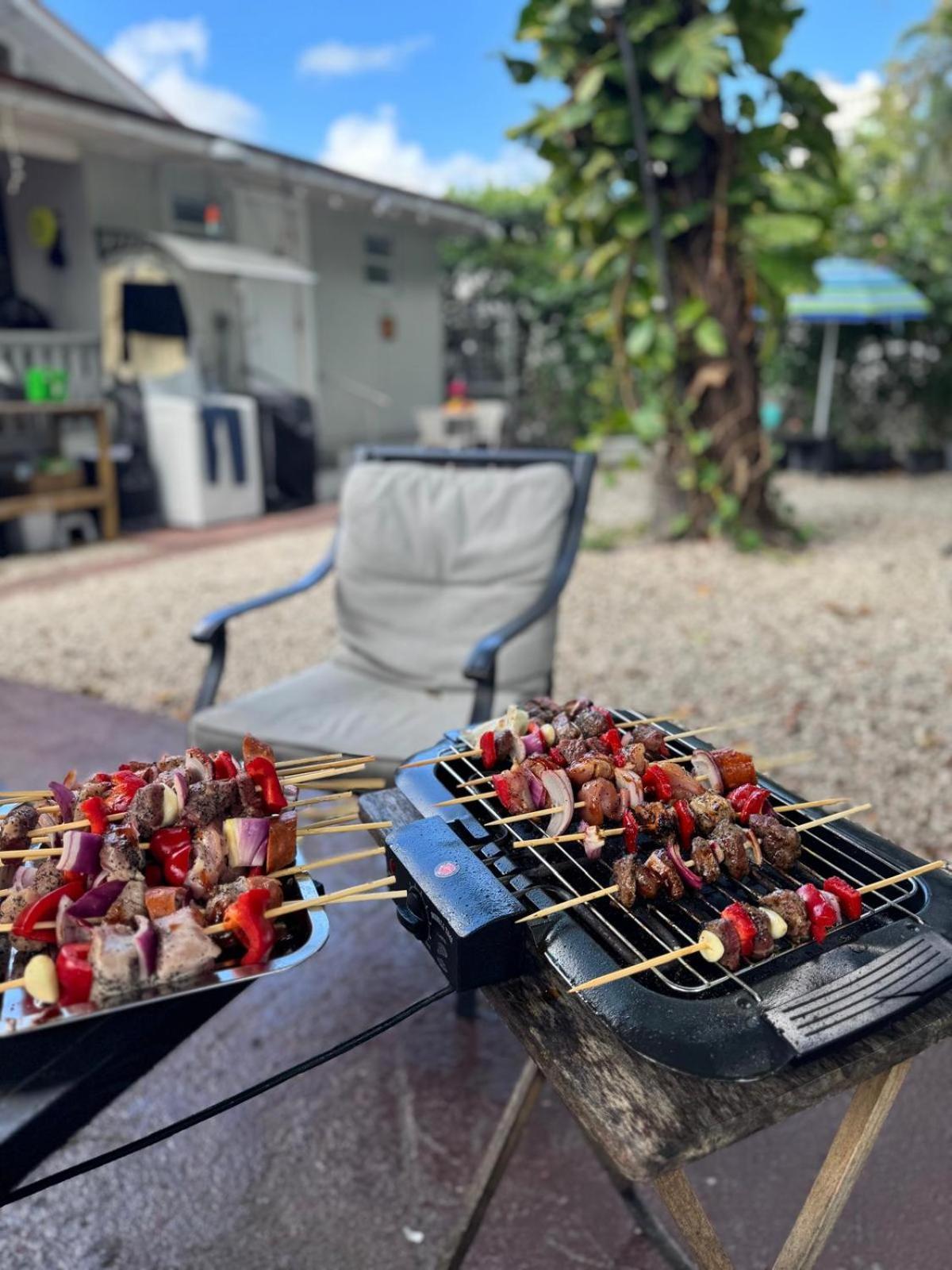 Quiet & Centrally Located House - Private Parking, Laundry And Storage For Luggage Miami Ngoại thất bức ảnh