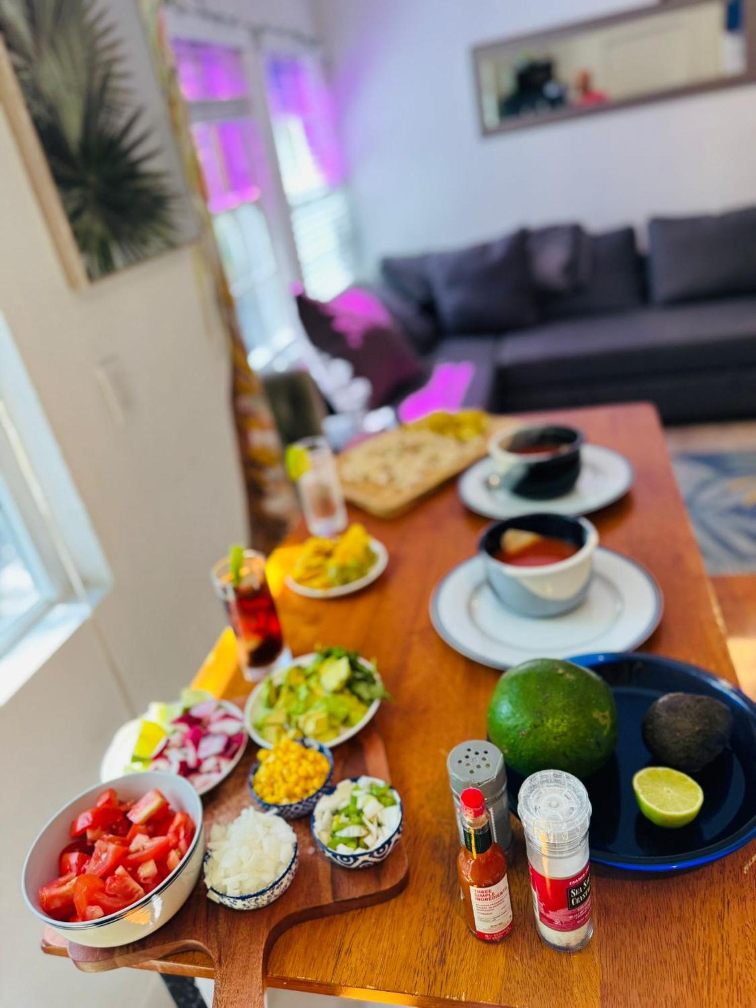 Quiet & Centrally Located House - Private Parking, Laundry And Storage For Luggage Miami Ngoại thất bức ảnh
